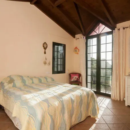 Finca La Fuente Хостел Эстепона